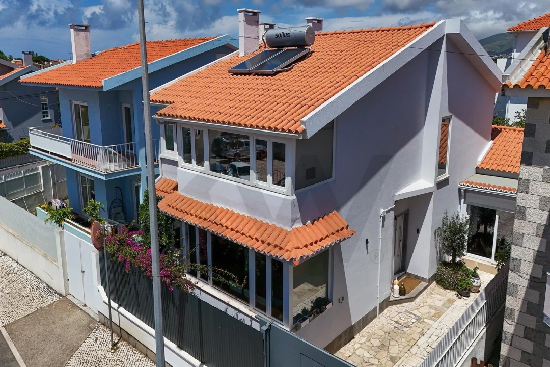 Moradia T4 para Venda em Cascais e Estoril Foto 1