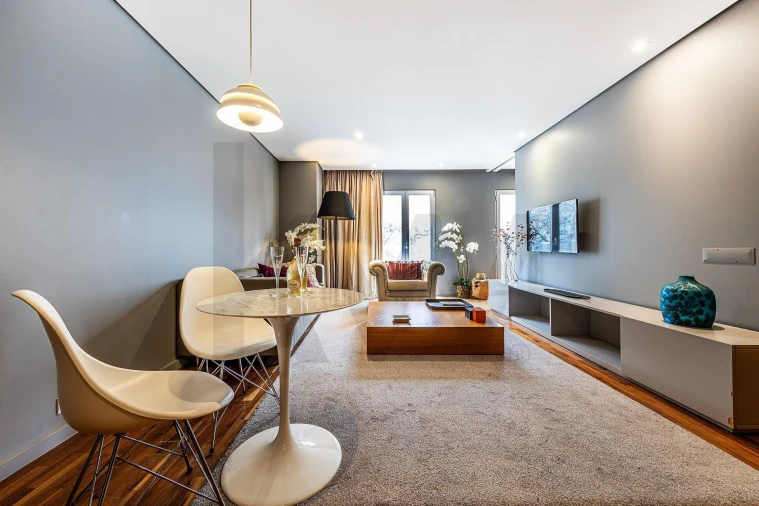 Apartamento T1 para Venda em Santo António Foto 4