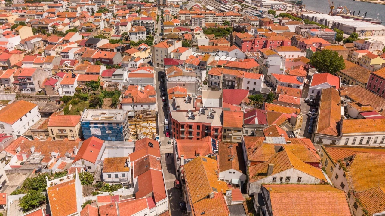 Apartamento T2 para Venda em Buarcos Foto 36