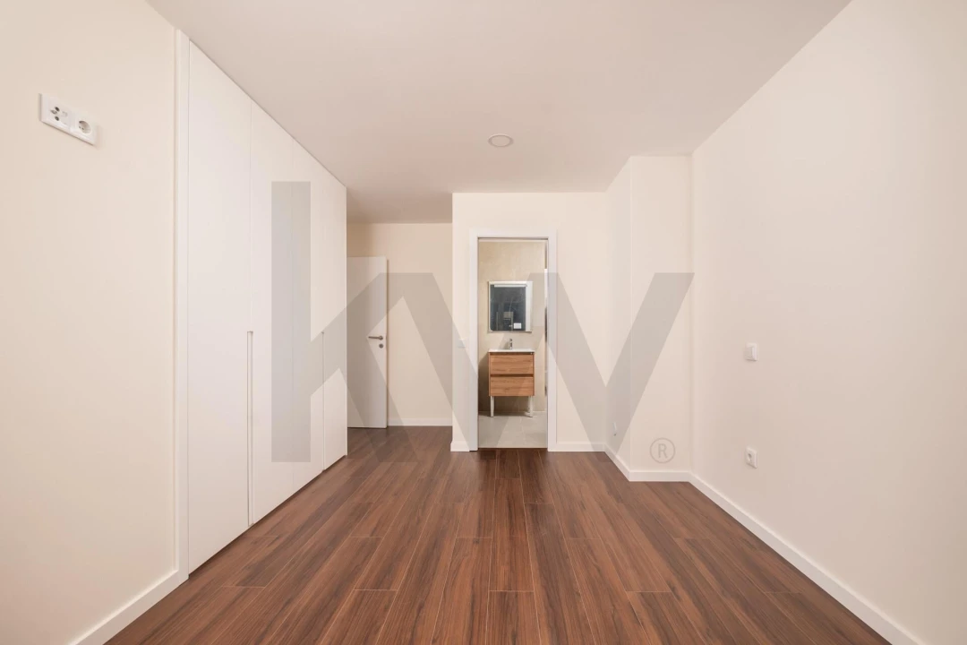 Apartamento T2 para Venda em Buarcos Foto 8