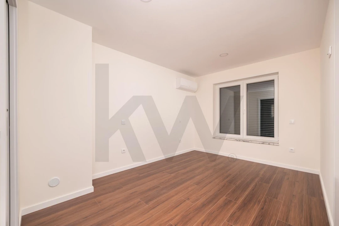 Apartamento T2 para Venda em Buarcos Foto 7