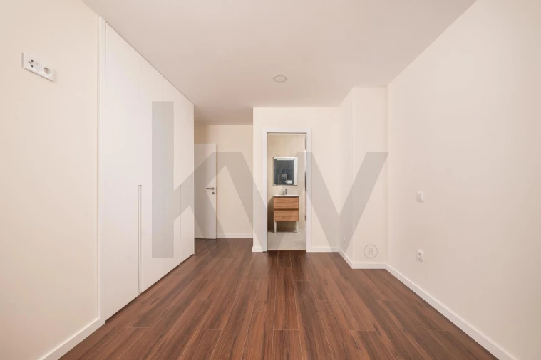 Apartamento T2 para Venda em Buarcos Foto 8