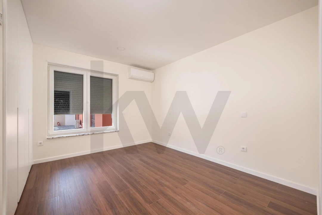 Apartamento T2 para Venda em Buarcos Foto 10