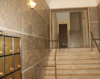 Apartamento T1 para Venda em Campo de Ourique