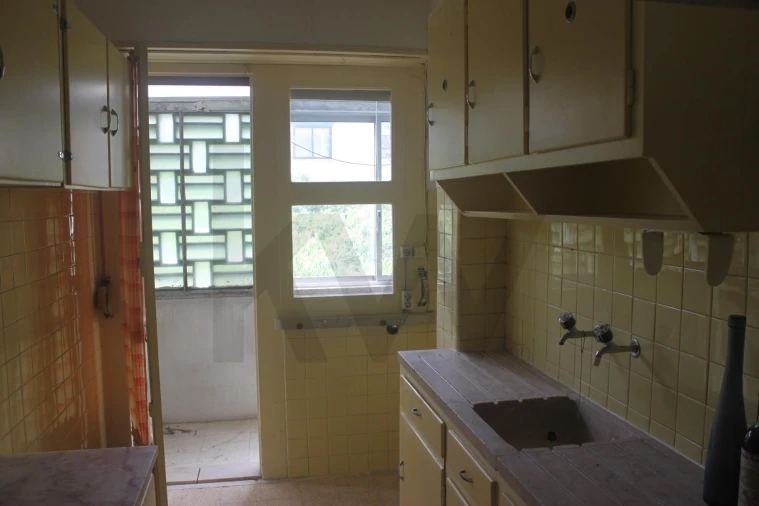 Apartamento T1 para Venda em Campo de Ourique Foto 7