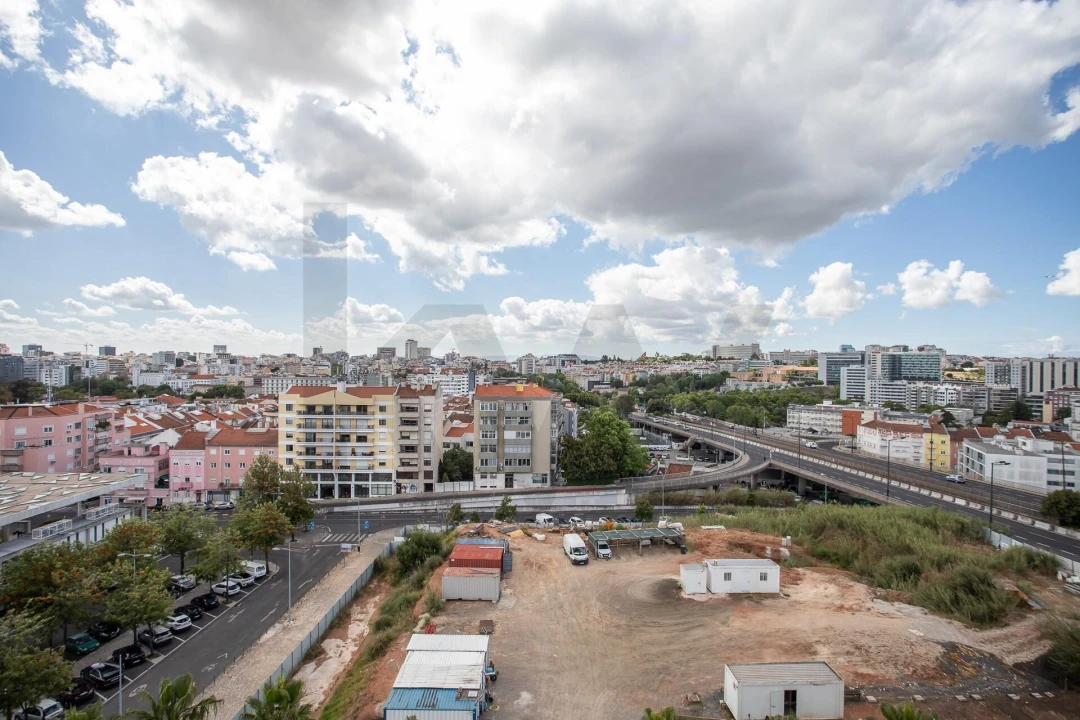 Apartamento T1 para Venda em Avenidas Novas Foto 18