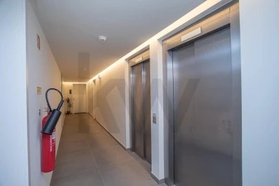 Apartamento T1 para Venda em Avenidas Novas