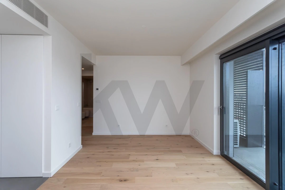 Apartamento T1 para Venda em Avenidas Novas Foto 7