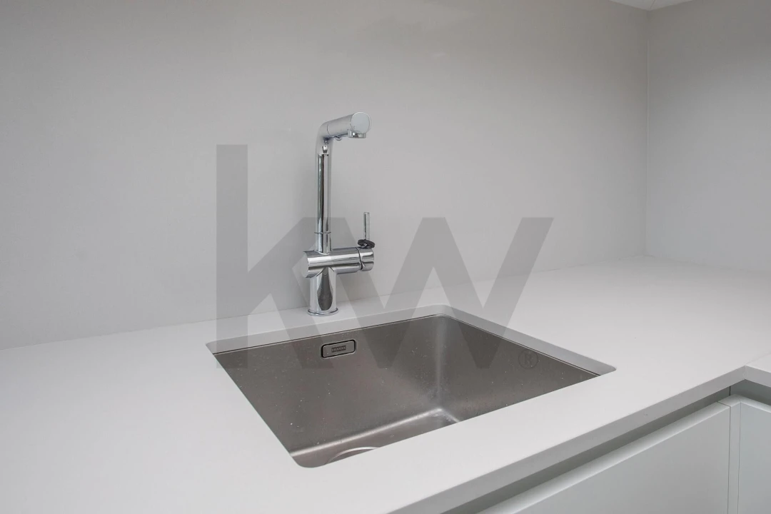 Apartamento T1 para Venda em Avenidas Novas Foto 11