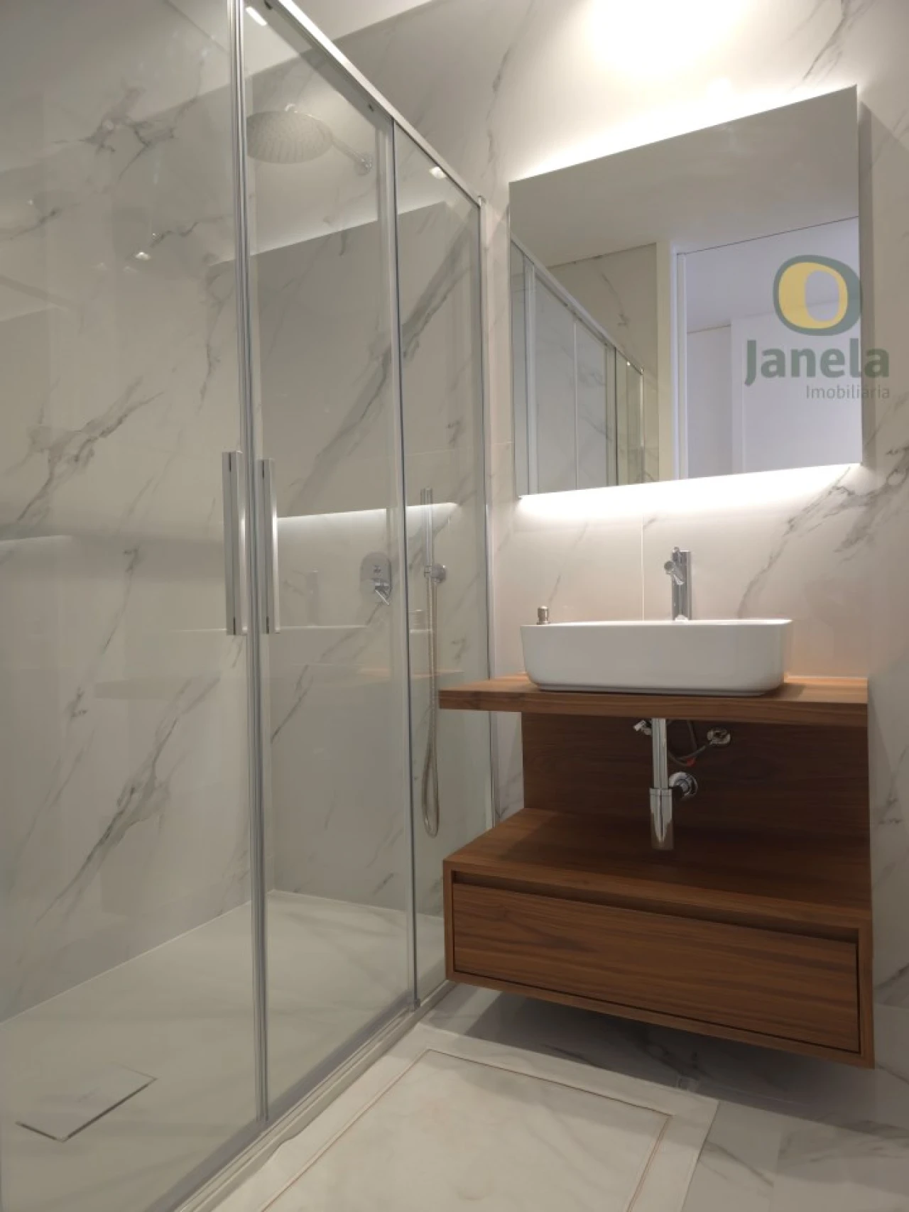 Apartamento T2 para Venda em Olhão Foto 18