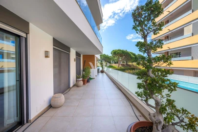 Apartamento T3 para Venda em Quarteira