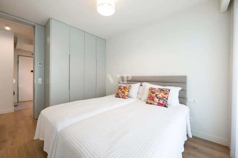 Apartamento T3 para Venda em Quarteira Foto 10