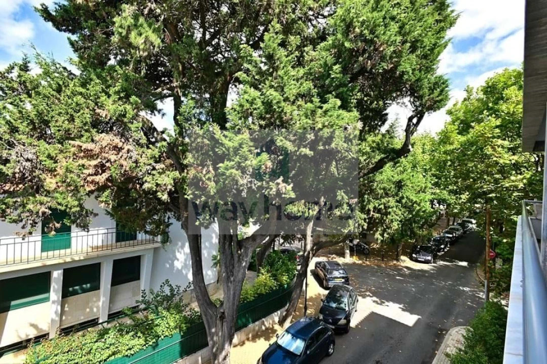 Apartamento T3 para Venda em Carcavelos e Parede Foto 4