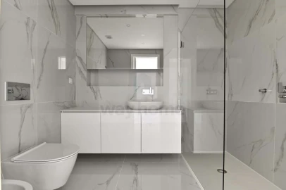 Apartamento T3 para Venda em Carcavelos e Parede