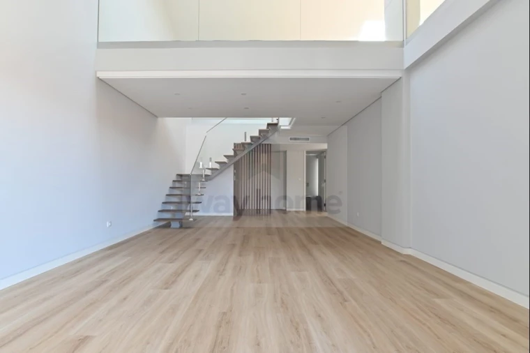 Apartamento T3 para Venda em Carcavelos e Parede Foto 23