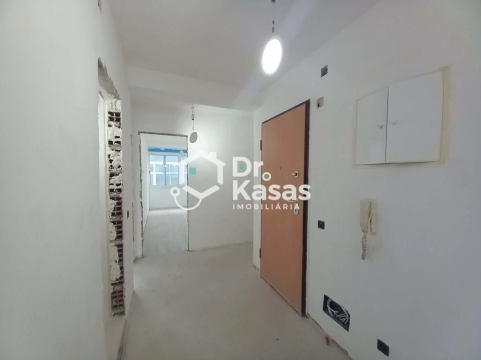 Apartamento T4 para Venda em Laranjeiro e Feijó Foto 37