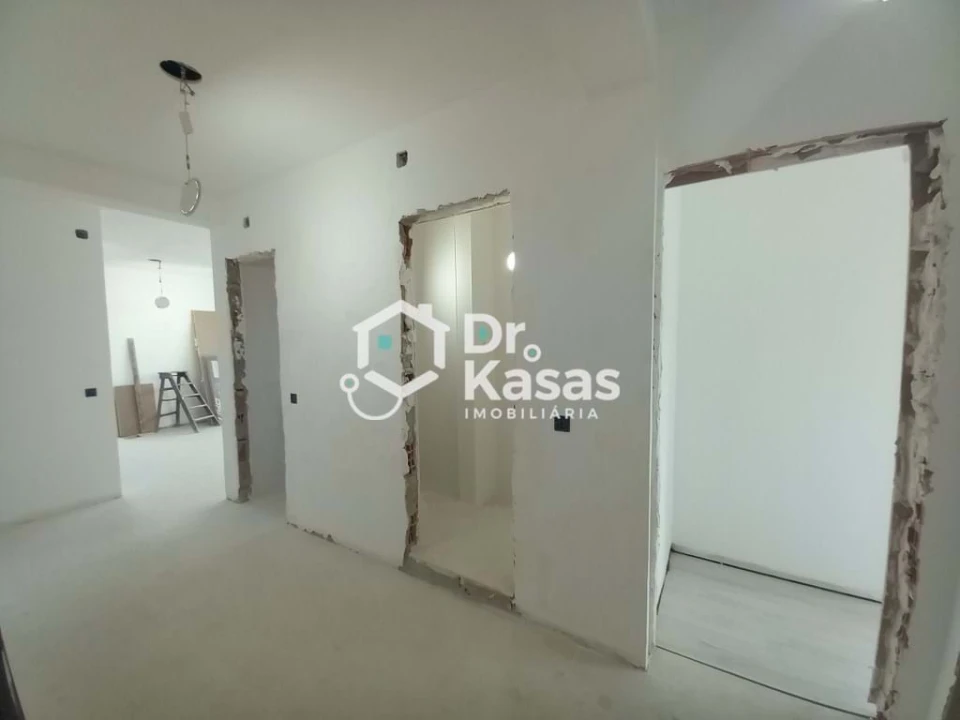 Apartamento T4 para Venda em Laranjeiro e Feijó Foto 36