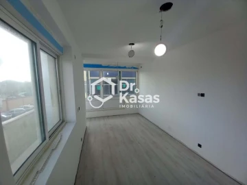 Apartamento T4 para Venda em Laranjeiro e Feijó