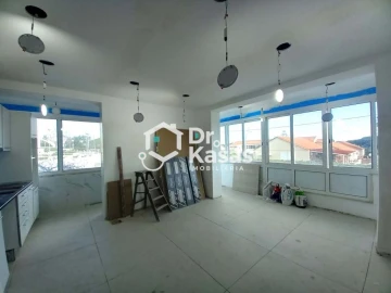 Apartamento T4 para Venda em Laranjeiro e Feijó