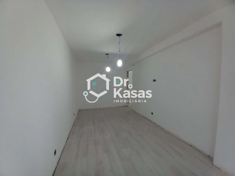 Apartamento T4 para Venda em Laranjeiro e Feijó Foto 35