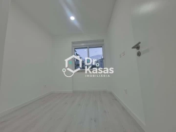 Apartamento T2 para Venda em Almada, Cova da Piedade, Pragal e Cacilhas