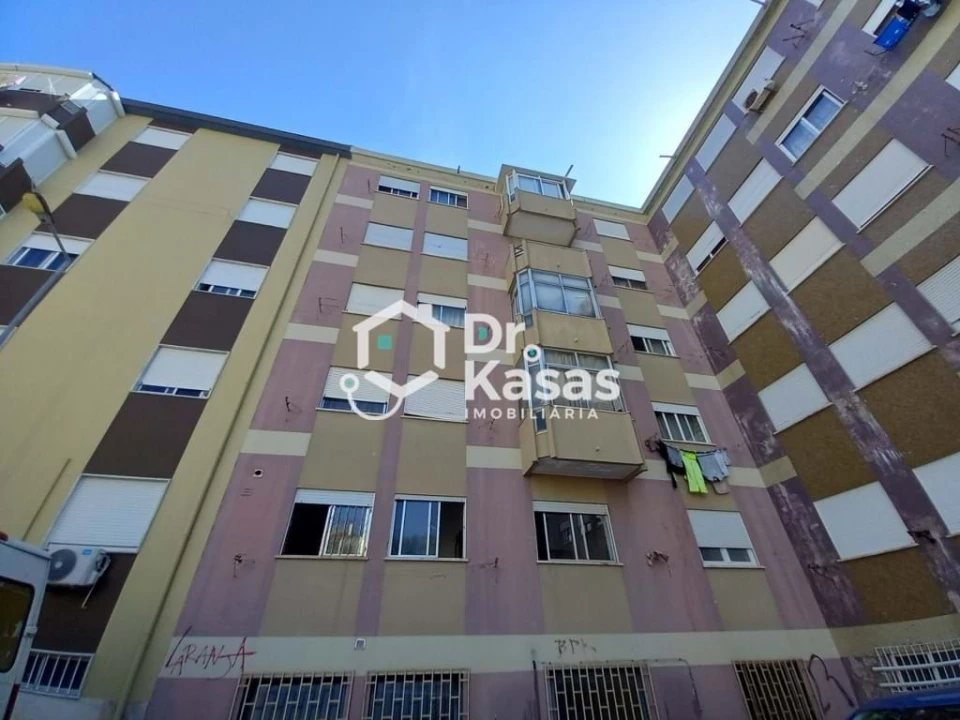 Apartamento T2 para Venda em Almada, Cova da Piedade, Pragal e Cacilhas Foto 15