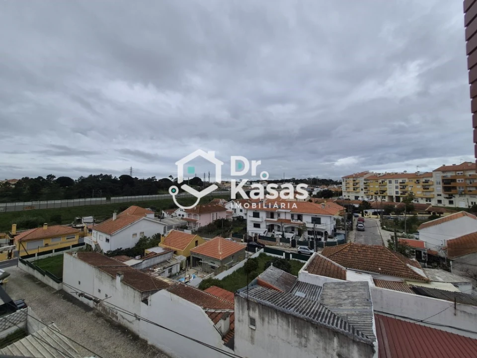 Apartamento T2 para Venda em Laranjeiro e Feijó Foto 15