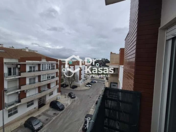 Apartamento T2 para Venda em Laranjeiro e Feijó
