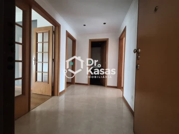 Apartamento T2 para Venda em Laranjeiro e Feijó