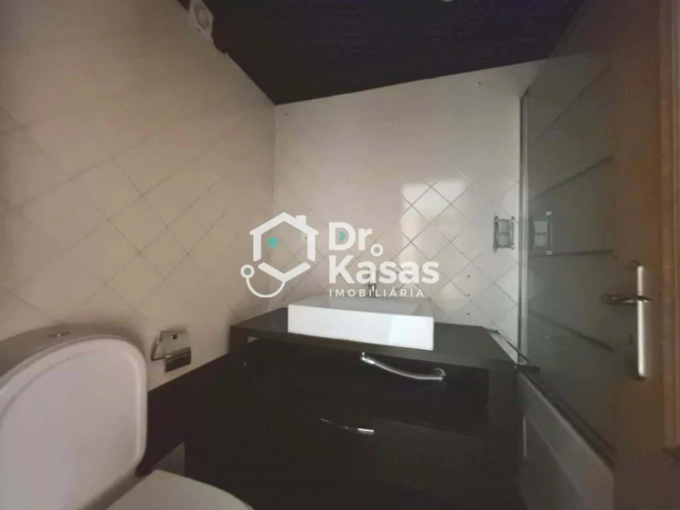 Apartamento T2 para Venda em Laranjeiro e Feijó Foto 9