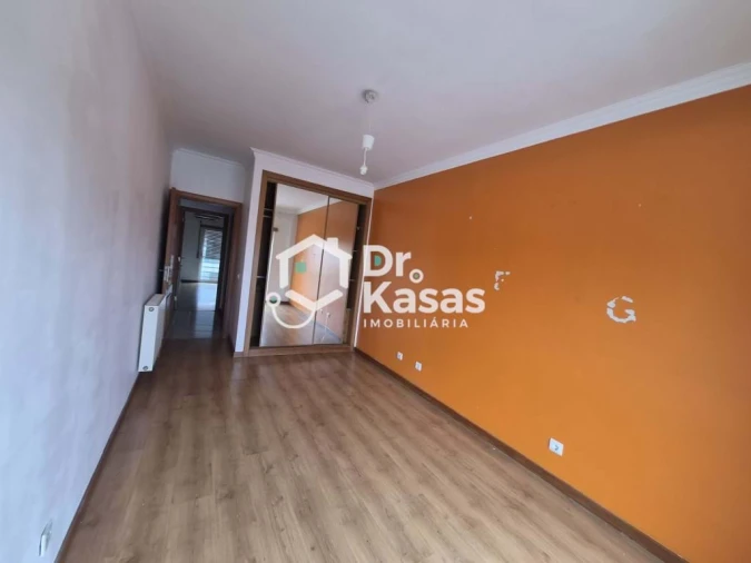 Apartamento T2 para Venda em Laranjeiro e Feijó Foto 7