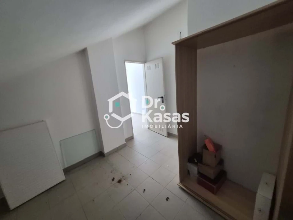 Apartamento T2 para Venda em Laranjeiro e Feijó Foto 19