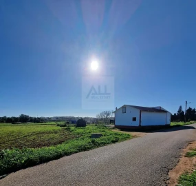 Quinta T1 para Venda em Lagos (São Sebastião e Santa Maria)