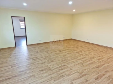Quinta T1 para Venda em Lagos (São Sebastião e Santa Maria)
