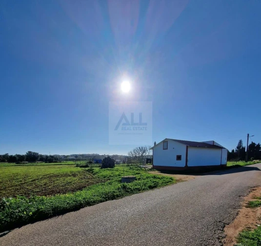 Quinta T1 para Venda em Lagos (São Sebastião e Santa Maria)