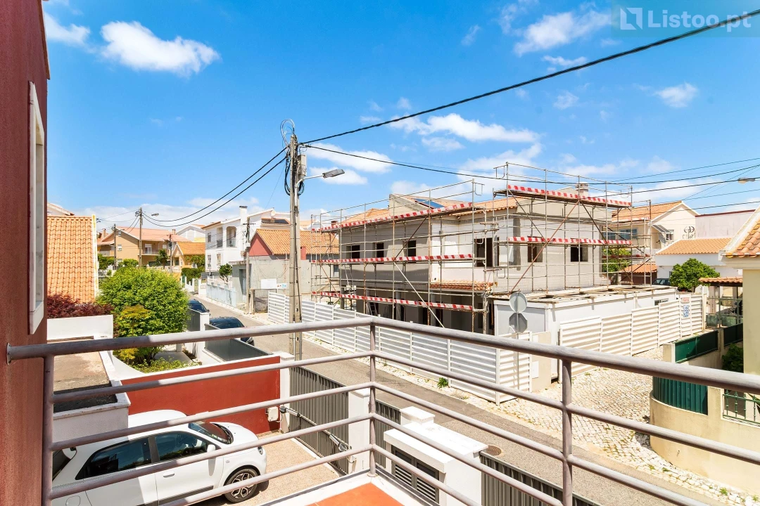 Moradia T3 para Venda em São Domingos de Rana Foto 19