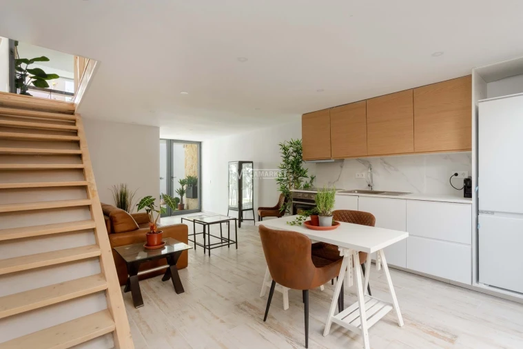 Apartamento T1 para Venda em Portimão Foto 7