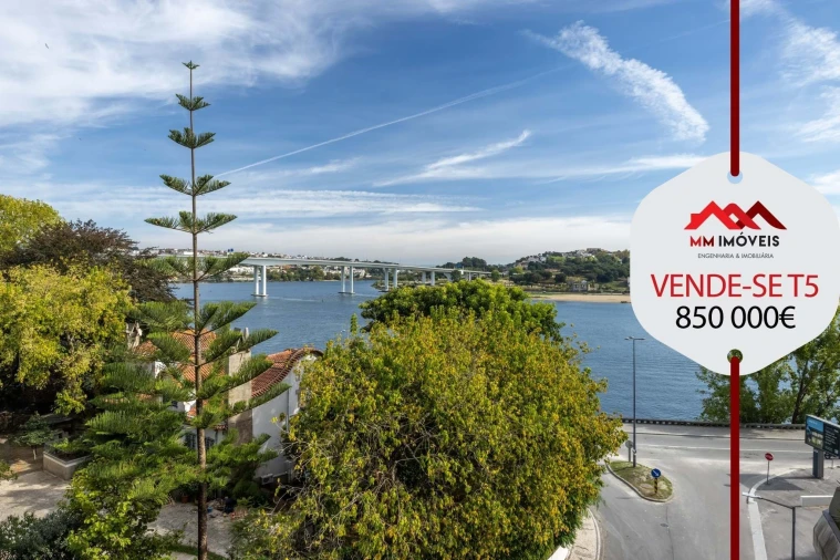 Apartamento T5 para Venda em Campanhã