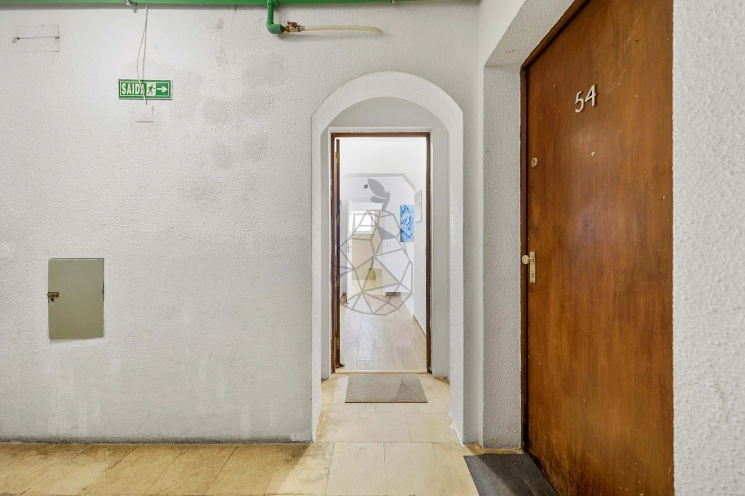 Apartamento T1 para Venda em Portimão Foto 32