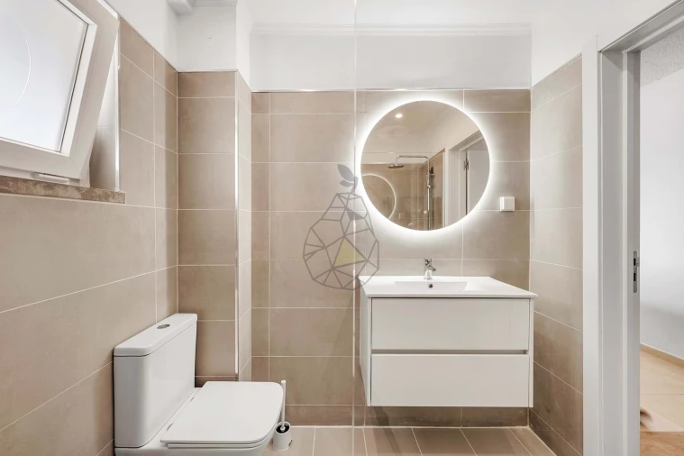 Apartamento T1 para Venda em Portimão Foto 6