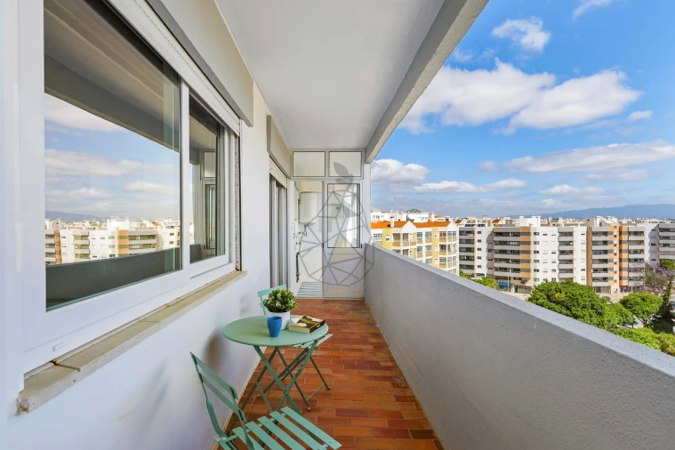 Apartamento T1 para Venda em Portimão Foto 15