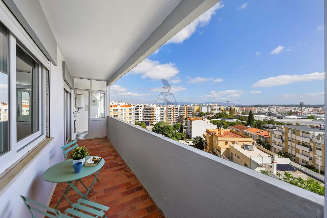 Apartamento T1 para Venda em Portimão Foto 23