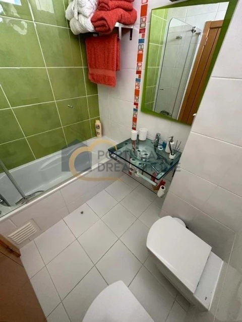 Moradia T5 para Venda em Quarteira