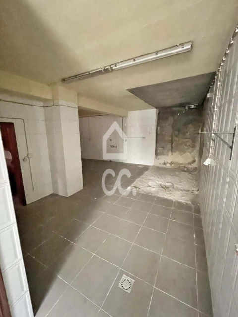 Moradia T5 para Venda em Covilhã e Canhoso