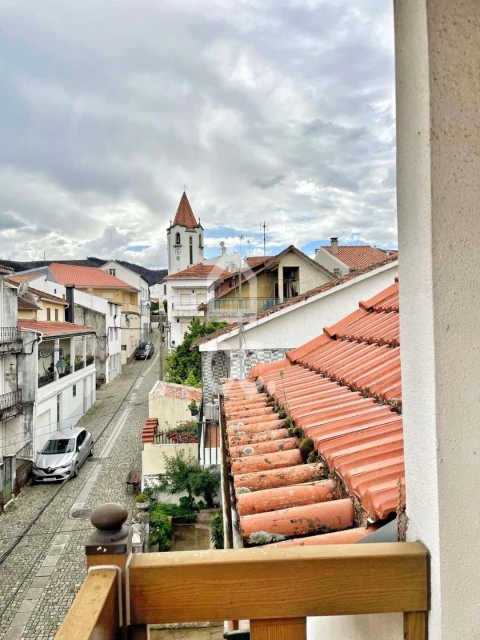 Moradia T5 para Venda em Covilhã e Canhoso