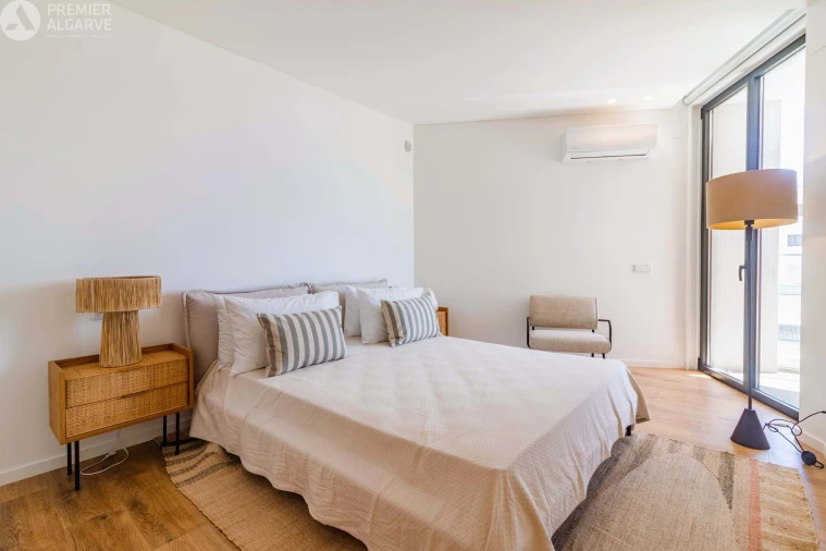 Apartamento T2 para Venda em Olhão Foto 16