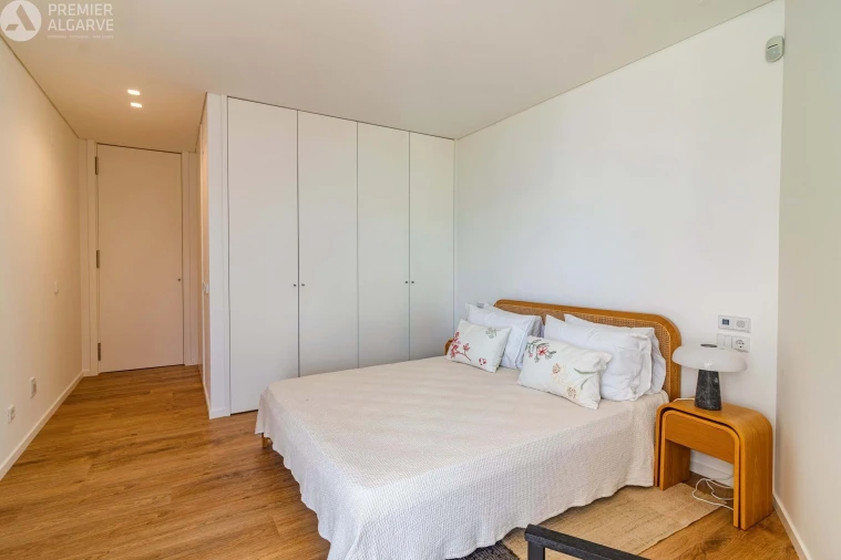 Apartamento T2 para Venda em Olhão Foto 21