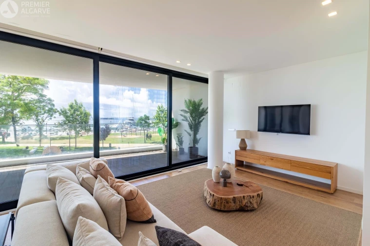 Apartamento T2 para Venda em Olhão Foto 6