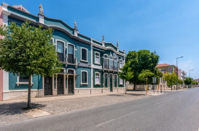 Moradia T9 para Venda em União das Freguesias de Setúbal