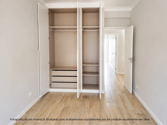 Apartamento T2 para Venda em Águas Livres Foto 18